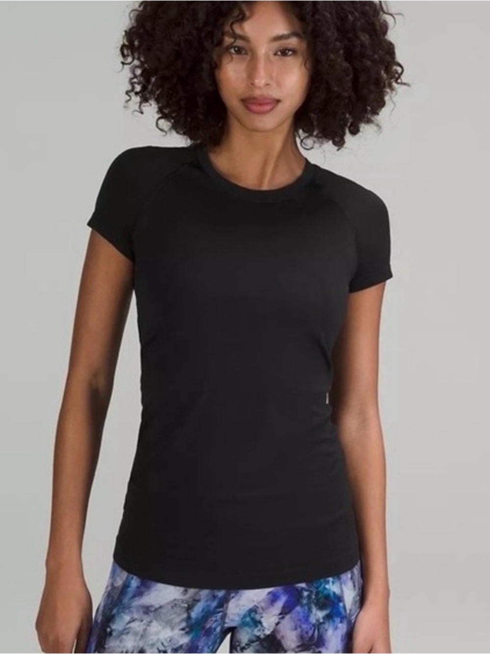 Lululemon Tech Short-Sleeve Shirt Black Size 10